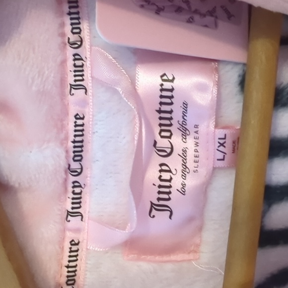 Juicy Couture pink fleece short logo robe large - Picture 3 of 7